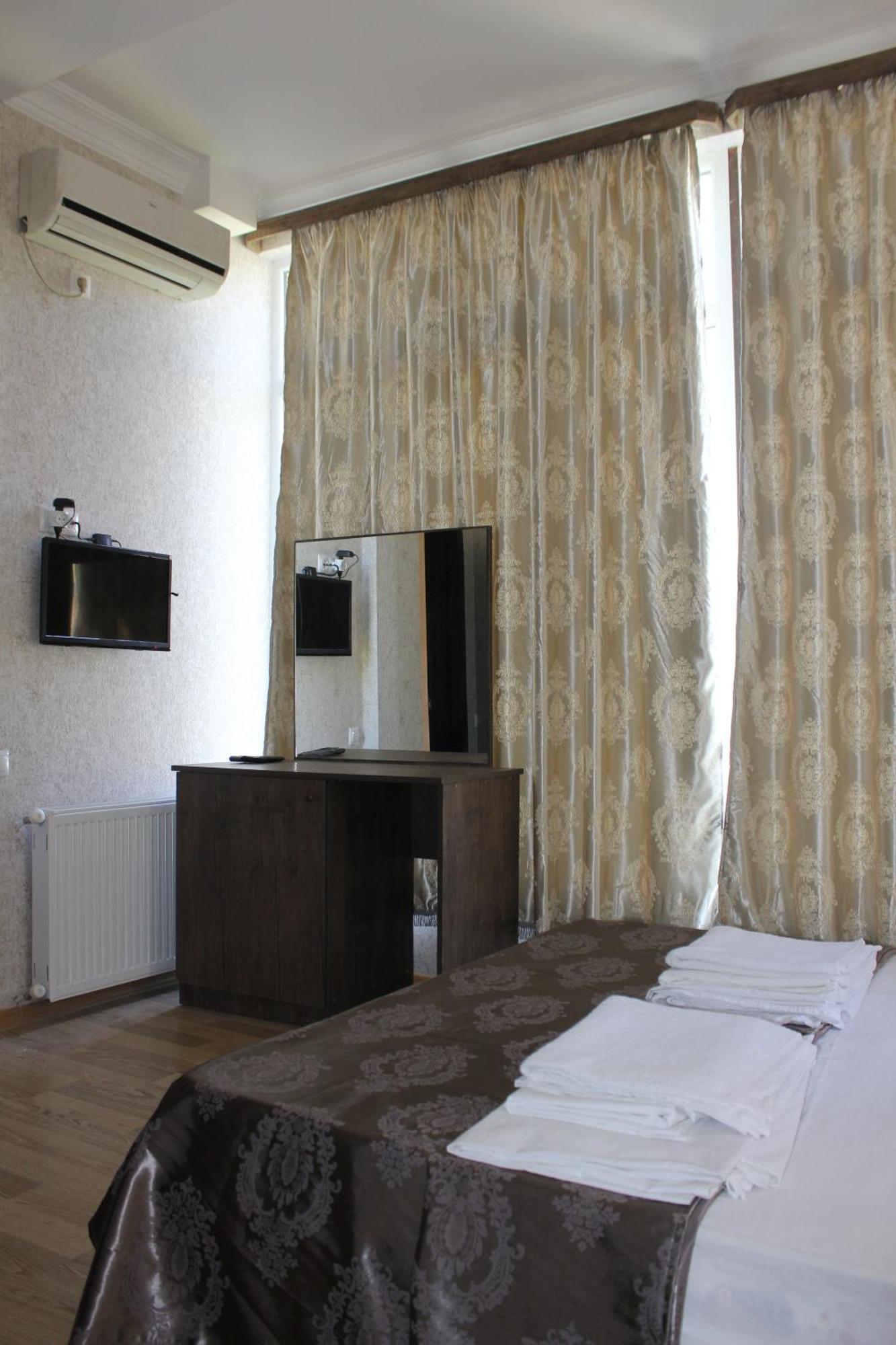 Hotel Mimino Tbilisi Zimmer foto