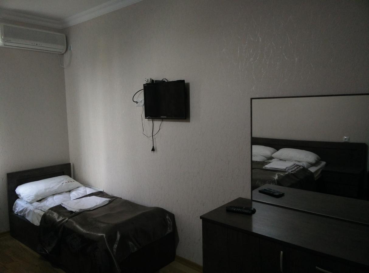 Hotel Mimino Tbilisi Exterior foto