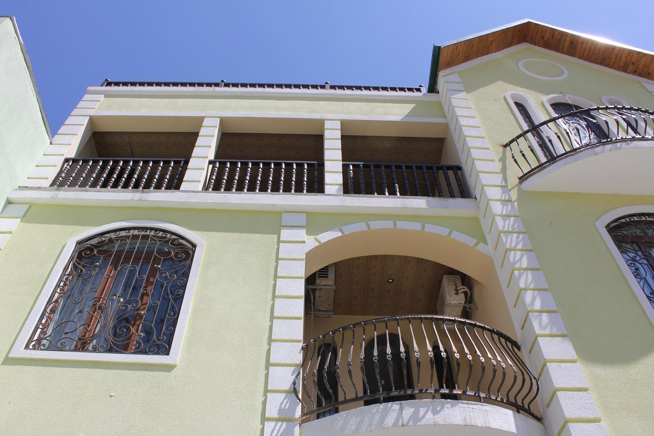Hotel Mimino Tbilisi Exterior foto