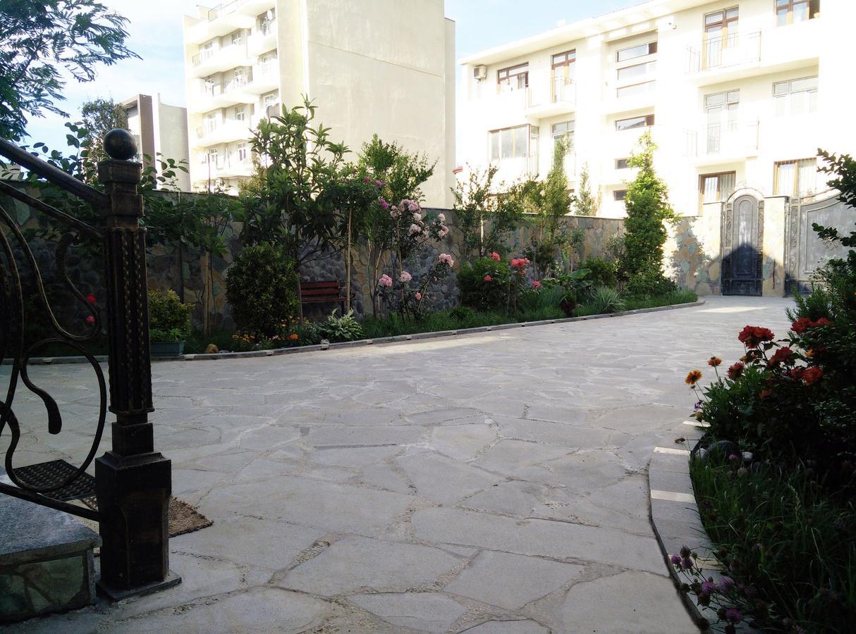 Hotel Mimino Tbilisi Exterior foto